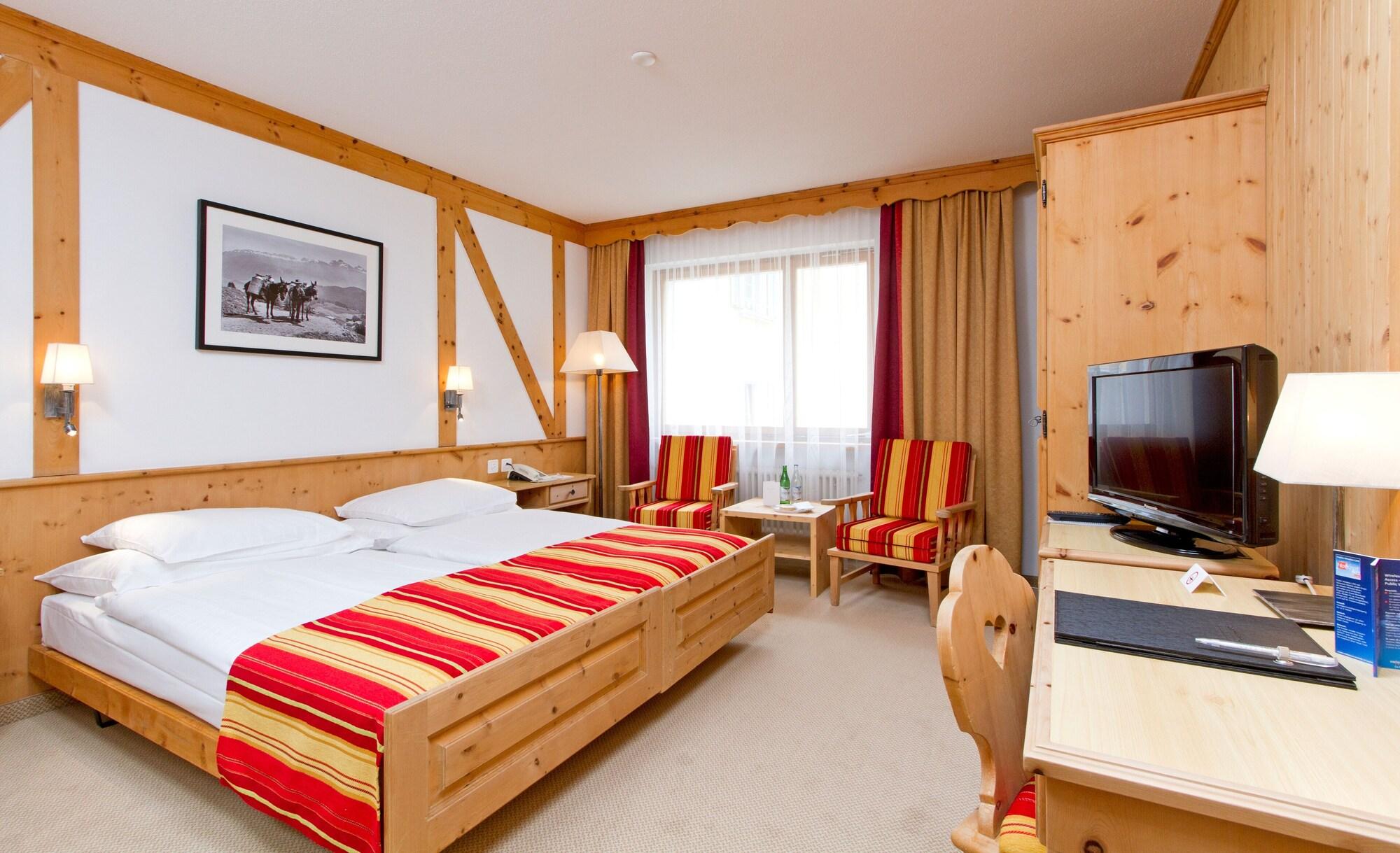 Edelweiss Swiss Quality Hotel Sils Maria Kamer foto