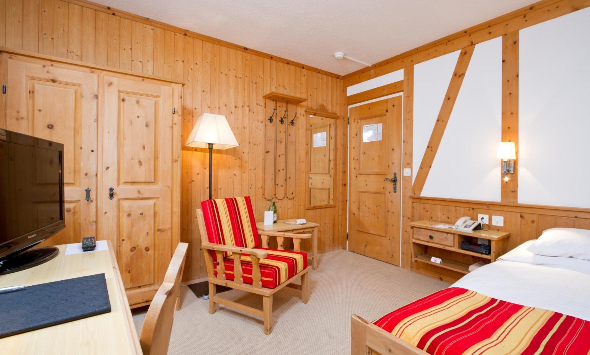 Edelweiss Swiss Quality Hotel Sils Maria Kamer foto