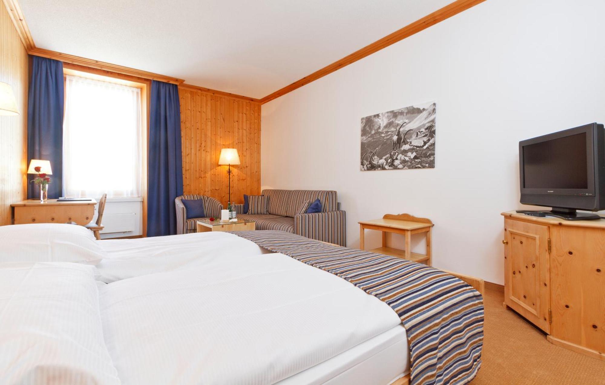 Edelweiss Swiss Quality Hotel Sils Maria Kamer foto