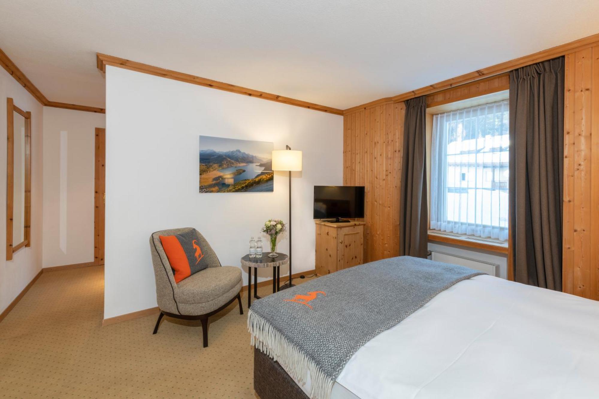 Edelweiss Swiss Quality Hotel Sils Maria Kamer foto