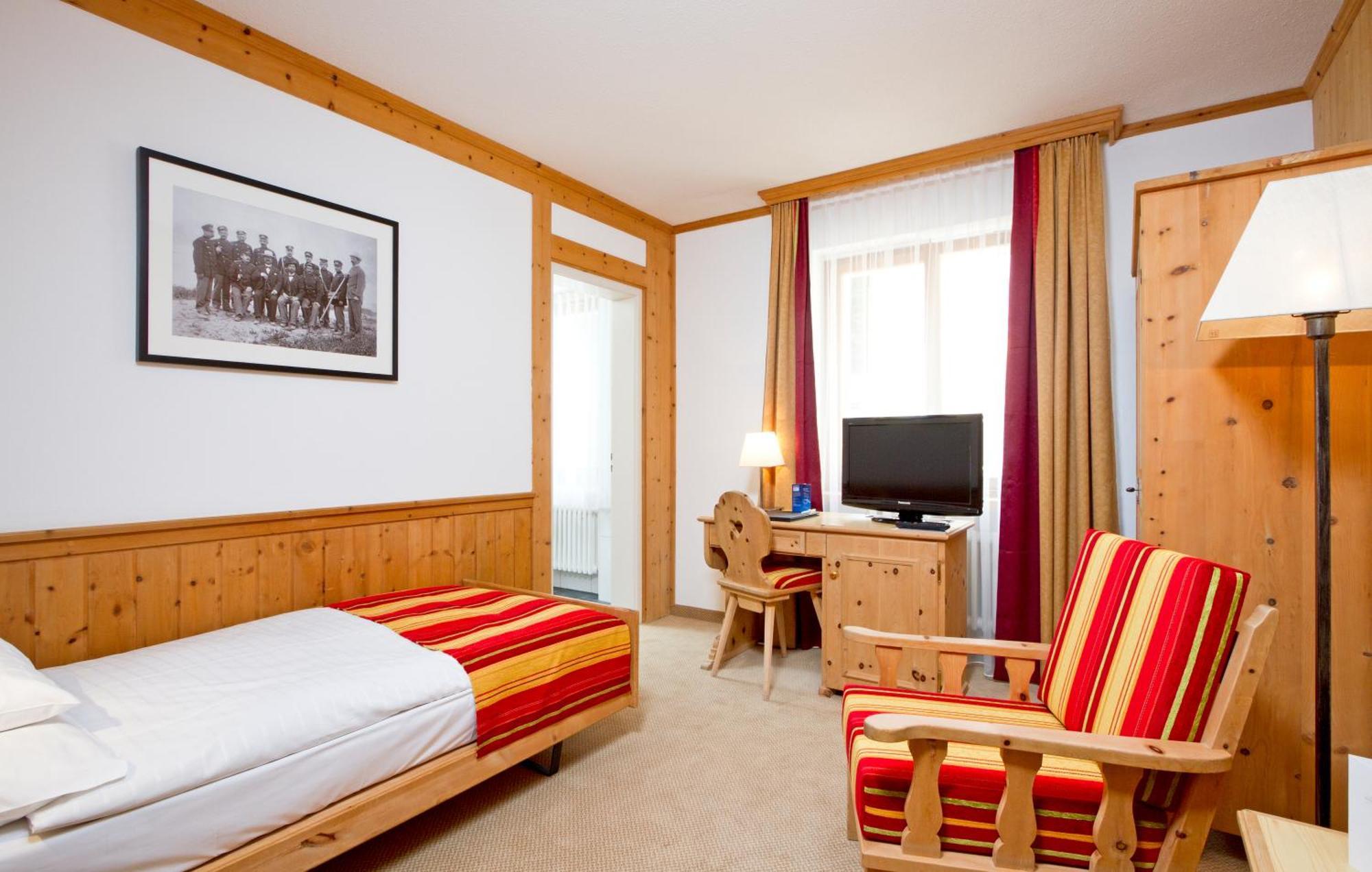 Edelweiss Swiss Quality Hotel Sils Maria Kamer foto